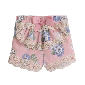 SHORT ROSA CON OLANES DE ENCAJE